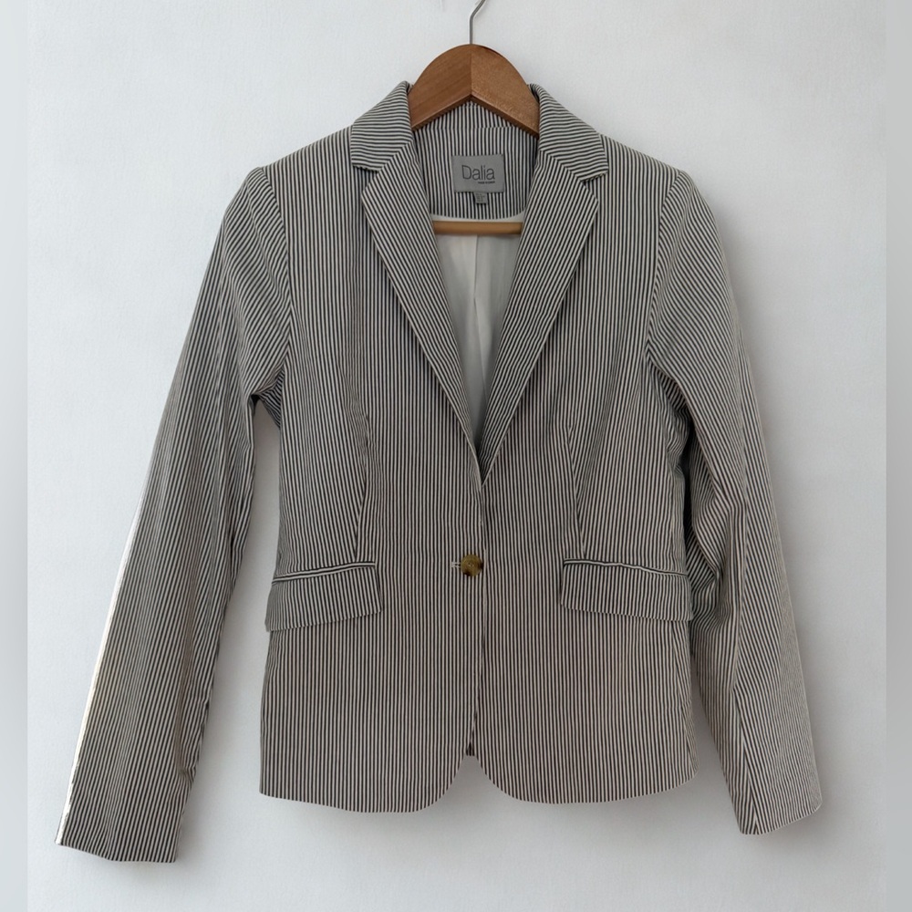 Dalia Women’s‎ Small Chic Striped Comfy Blazer Lined Jacket with Button Closure